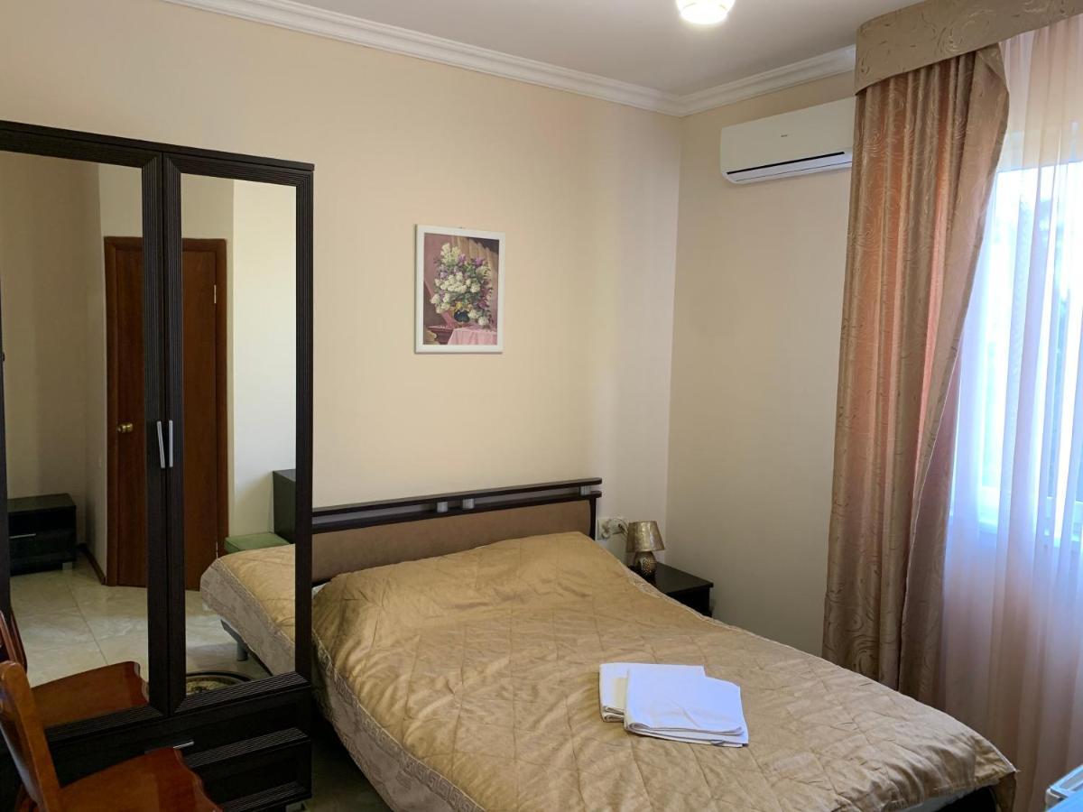 Guest House Aphyn Leto Gagry Zewnętrze zdjęcie