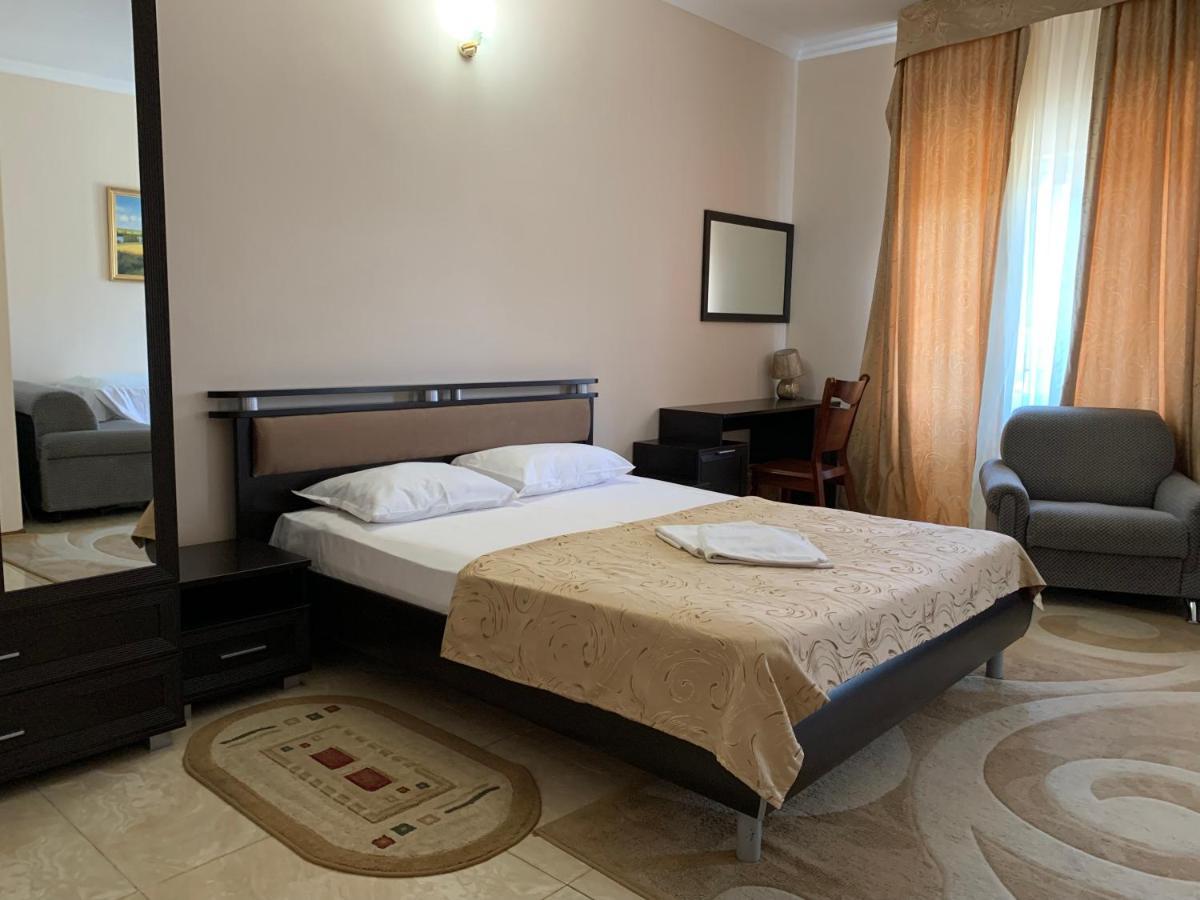 Guest House Aphyn Leto Gagry Zewnętrze zdjęcie